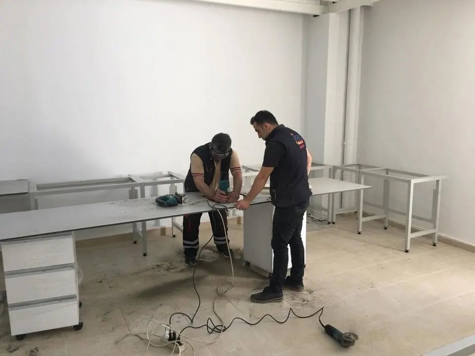 Aksaray Üniversitesi kurulum ve montaj fotoğrafı 35
