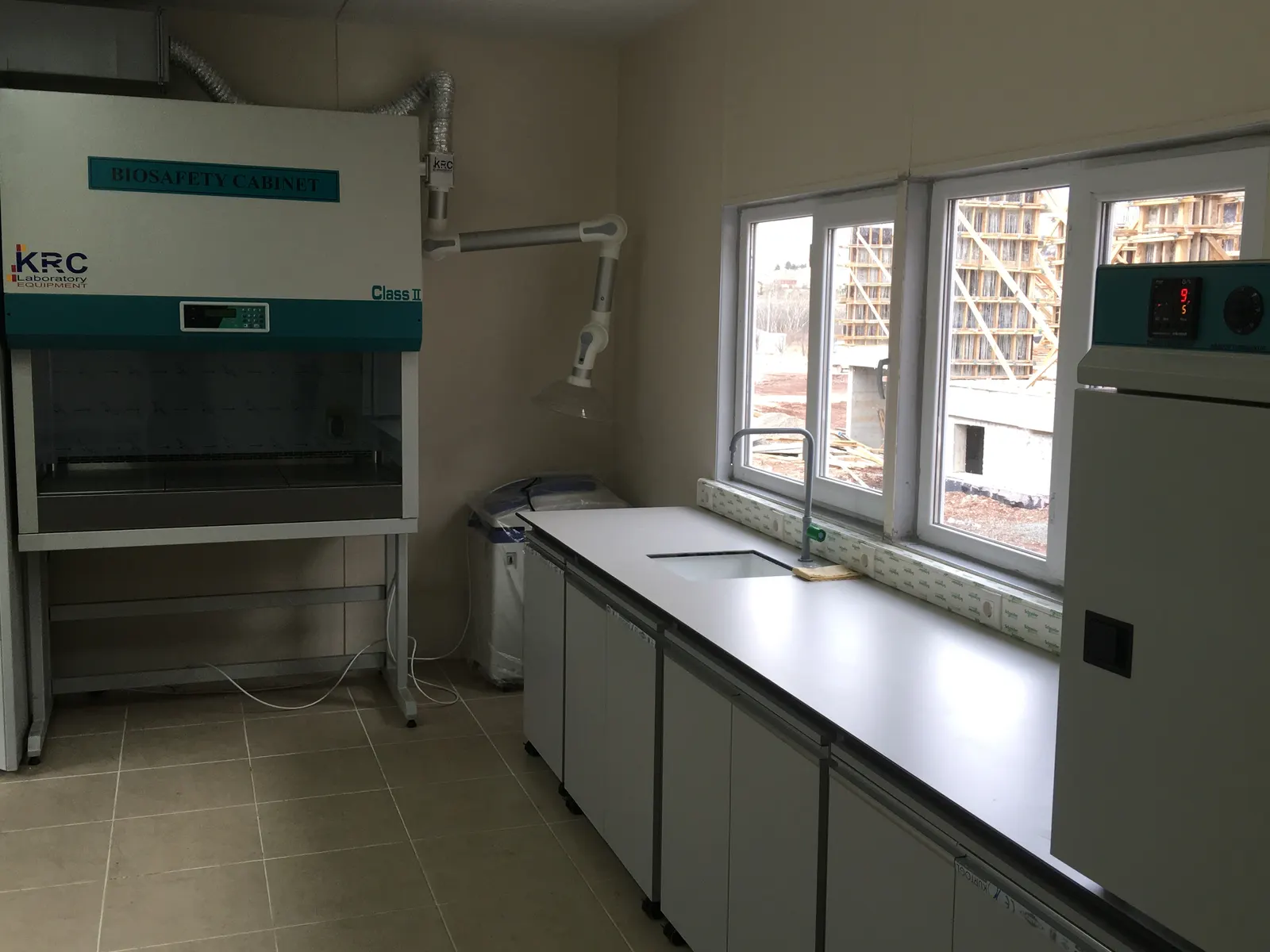Mikrobita installation and assembly photograph 20